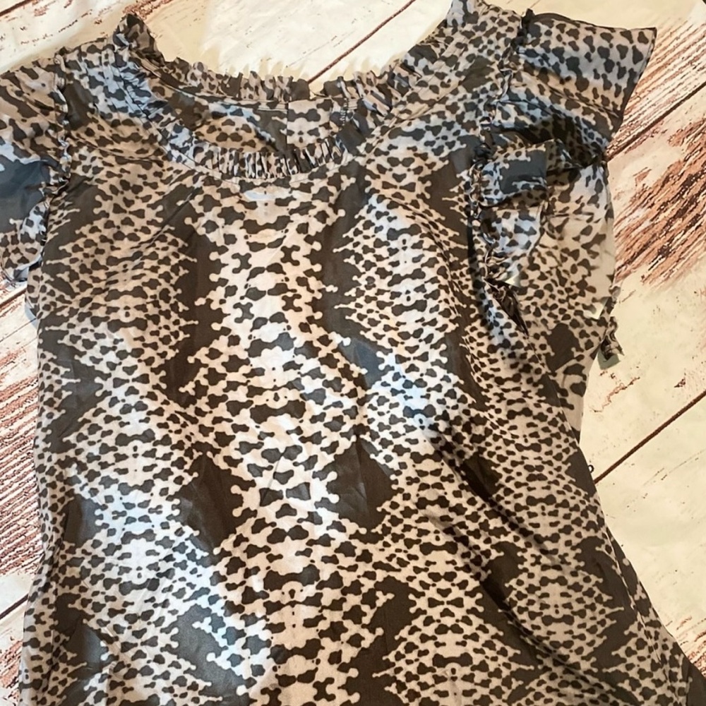 New without Tag Banana Republic Woman Blouse